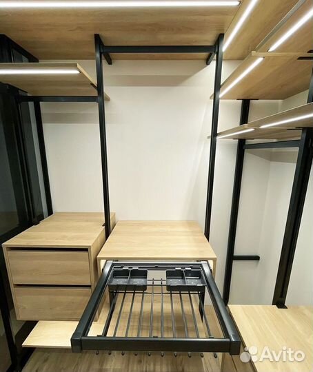 Гардеробная двухстворчатая распашная