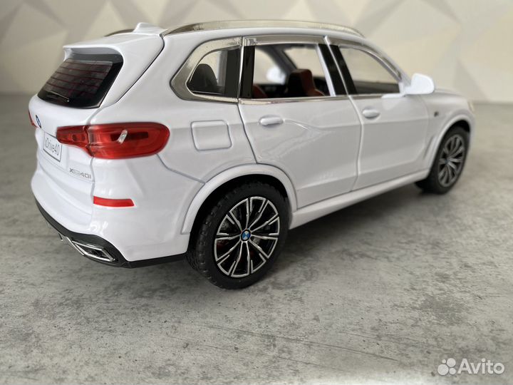 Машинка BMW X5 Металлическая. Все цвета