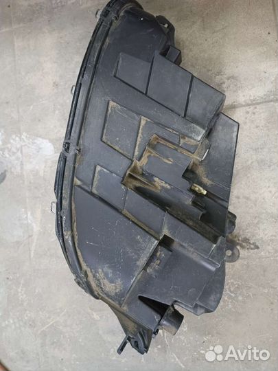 31353142 фара правая volvo xc90