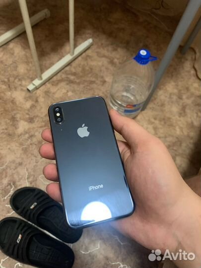 iPhone X, 64 ГБ