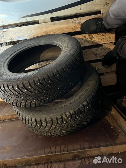 Nokian Tyres Hakkapeliitta 8 205/65 R15 88T