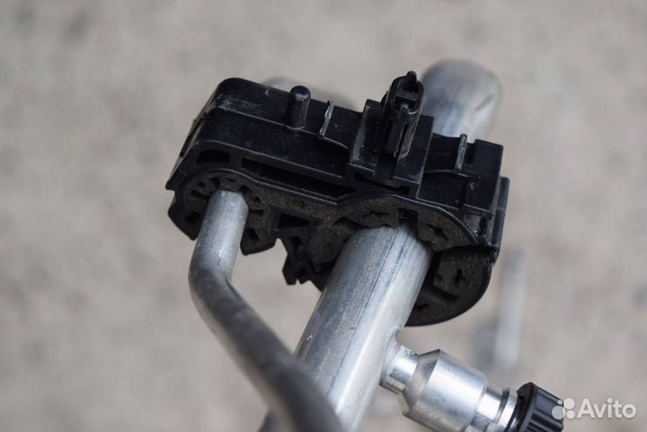 Трубка кондиционера Toyota RAV4 5 (XA50) 2020