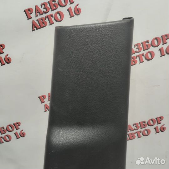 Правая обшивка стойки Suzuki Liana