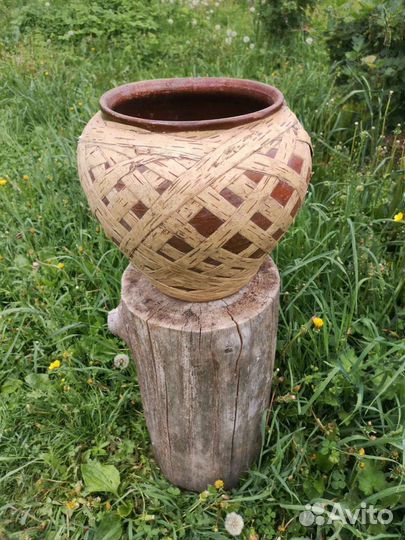 Корчага старинная оплетёная берестой