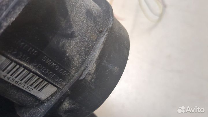 Измеритель потока воздуха BMW 3 E46, 2004