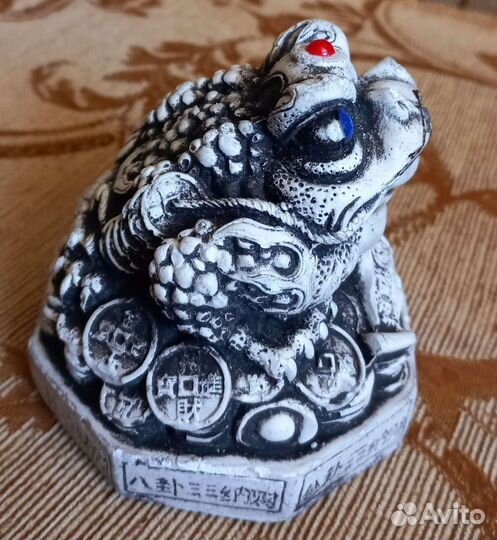 Лягушка денежная