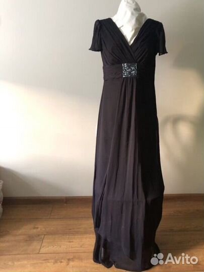 Вечерние длинные платья