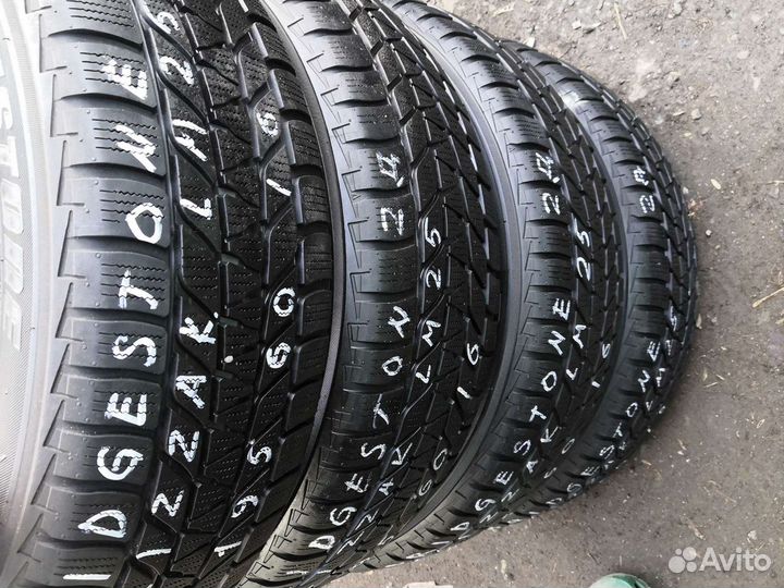 Bridgestone Blizzak LM-25 195/60 R16