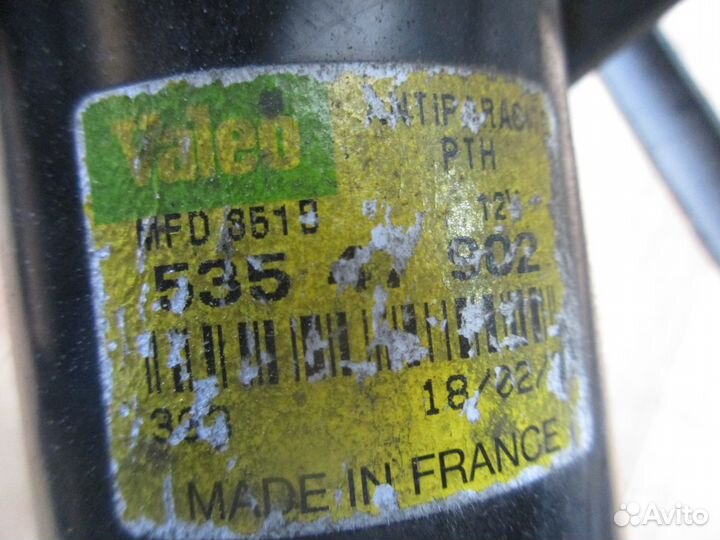 Трапеция стеклоочистителей Mercedes Benz Vito W638