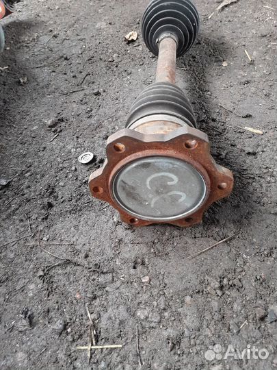 Полуось Cadillac Escalade 6.2 Кадиллак Эскалейд