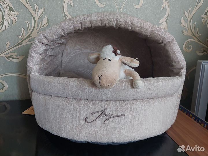 Домик лежанка для кошки новая