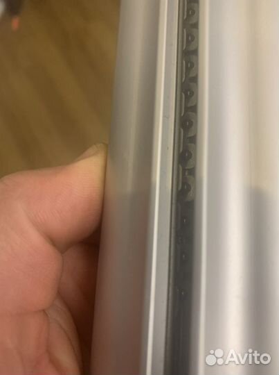 Выдвижная вешалка для плечиков