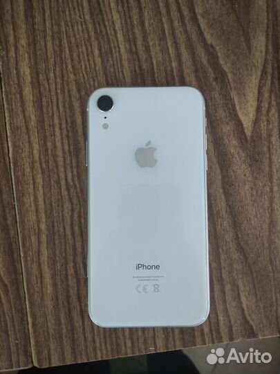 iPhone Xr, 64 ГБ