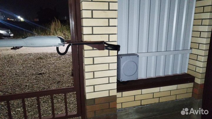 Распашные ворота под ключ