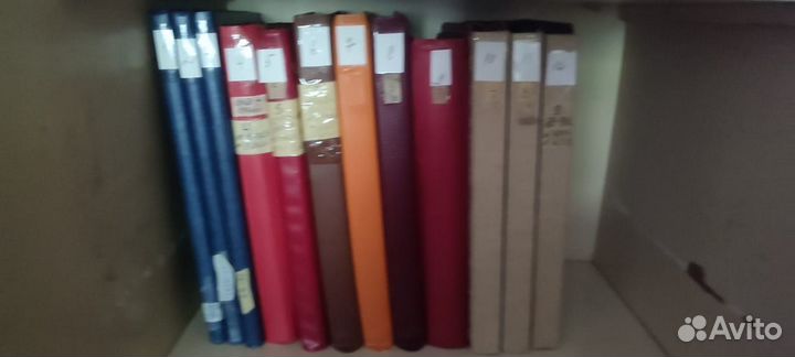 Марки с альбомами