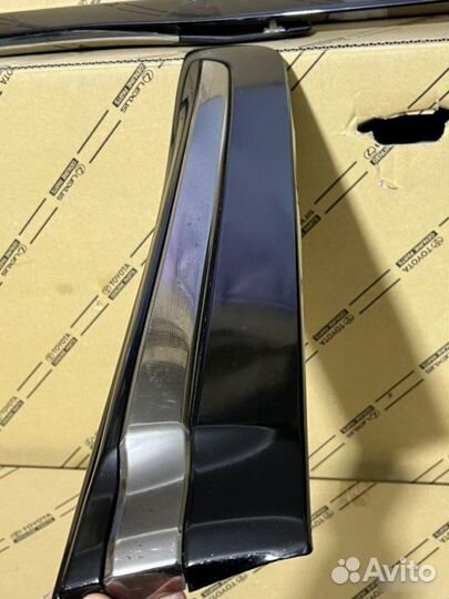 Молдинг двери Lexus Lx 570 2012-2015