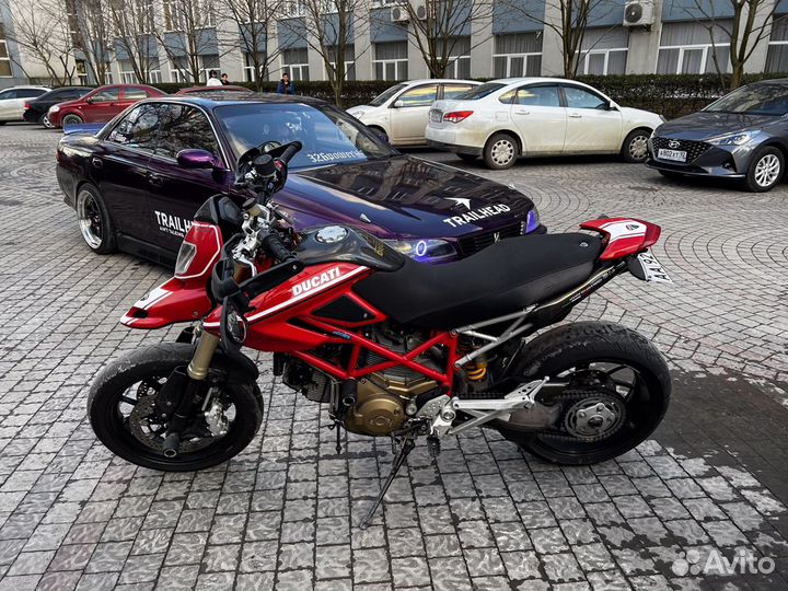 Ducati hypermotard 1100S