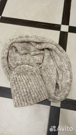 Шапка и шарф женский