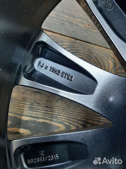 R19 Pirelli Cinturato P7 245/40, PCD 5x112 DIA 66.6