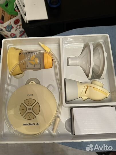 Молокоотсос электрический medela