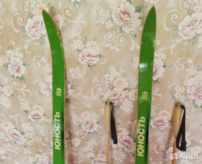 Лыжи деревянные СССР подростковые Юность