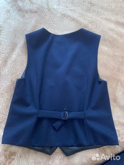 Школьный костюм