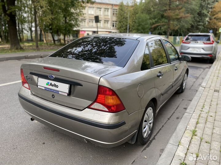 Ford Focus, 2003