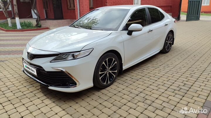 Toyota Camry 2.5 AT, 2019, 190 000 км