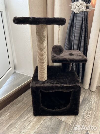 Домик для кошки с когтеточкой