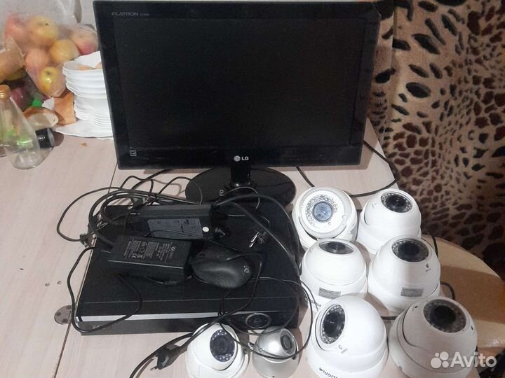 Комплект видеонаблюдения