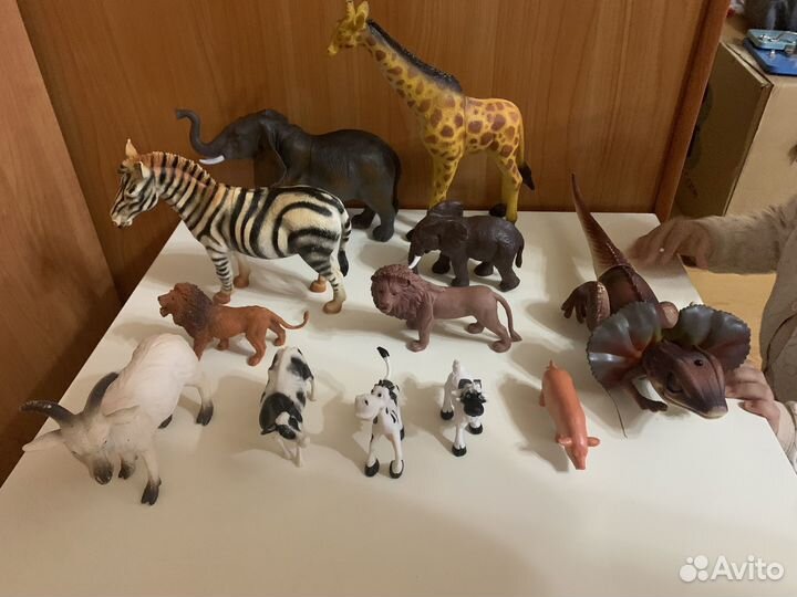 Набор фигурок животных