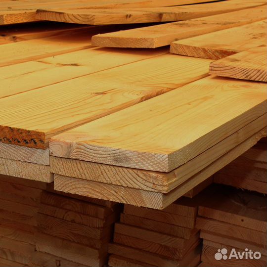 Строганная лиственница: доски 40x120 мм, равномерная обработка