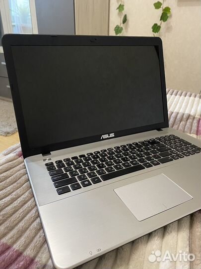 Ноутбук asus
