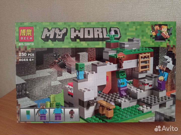 Конструктор Майнкрафт 10810 Пещера Зомби