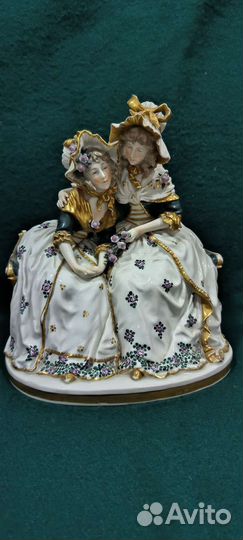 Фарфоровые статуэтки