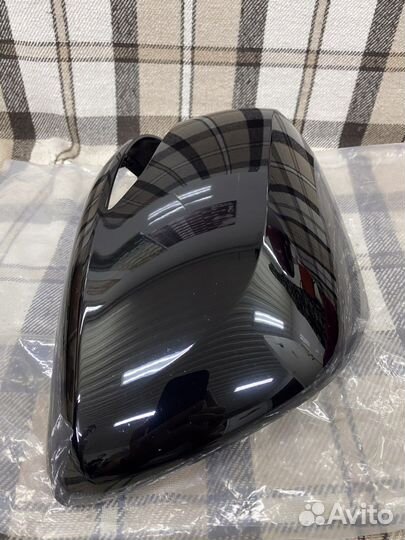 Крышка зеркала правая на Lexus GX 460 09/21