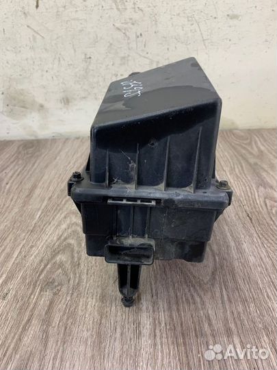 Корпус воздушного фильтра Ford Focus 1 fyda