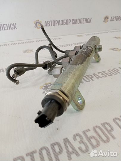 Рейка топливная (рампа) Opel Astra H (2004—2007)