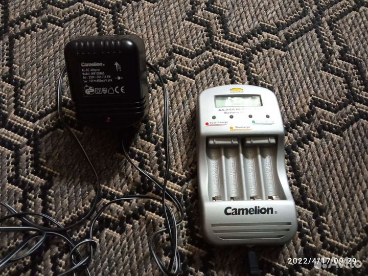Зарядное устройство Robiton Smart S100 и Camelion