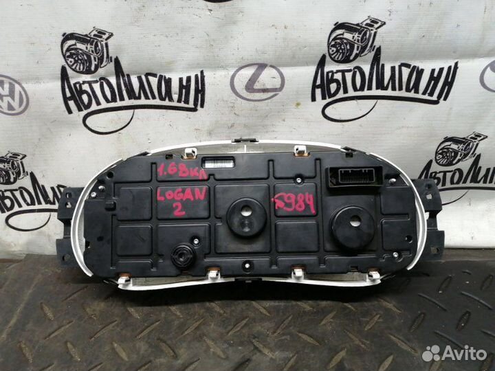 Щиток приборов Renault Logan 2 K7MA812 2016