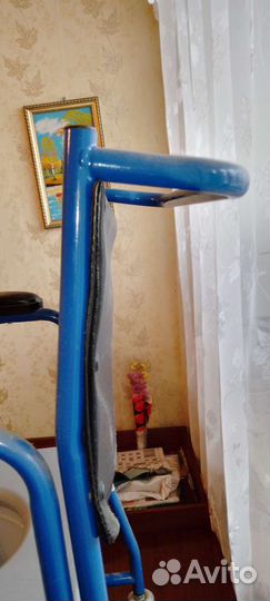 Коляска санитарная