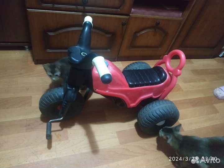 Детский трехколесный велосипед