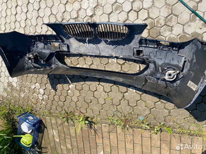 М Tech Бампер оригинал передний bmw e60