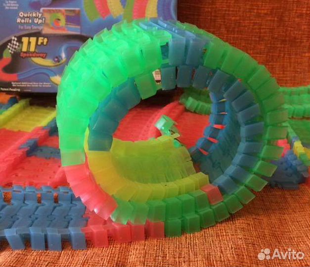 Лента, машинки, трэк