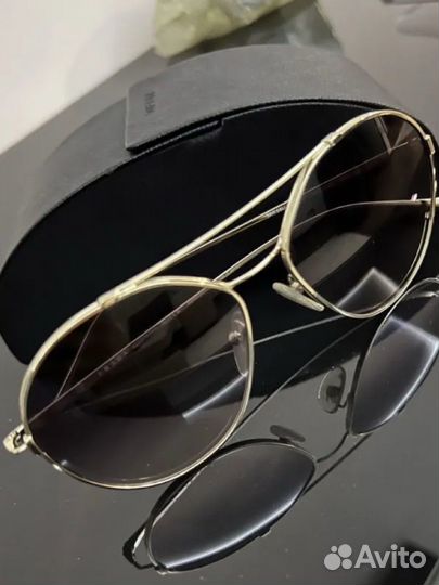Очки prada