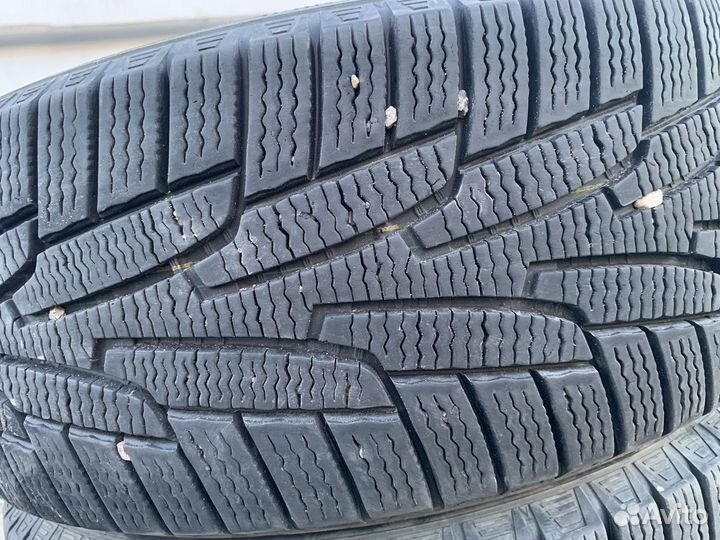 Kumho I'Zen KW31 235/55 R17