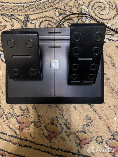 Игровой руль с педалями и коробкой передач