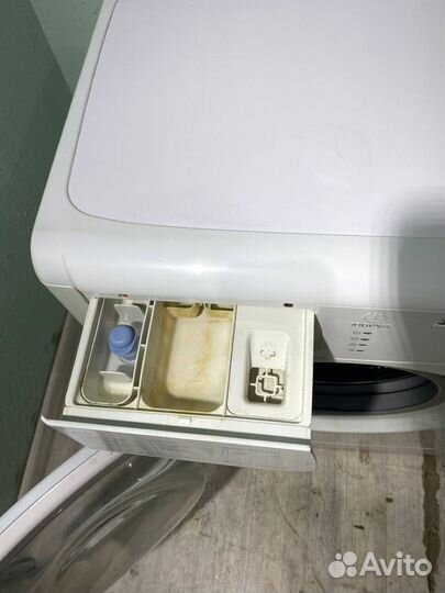Стиральная машина Indesit