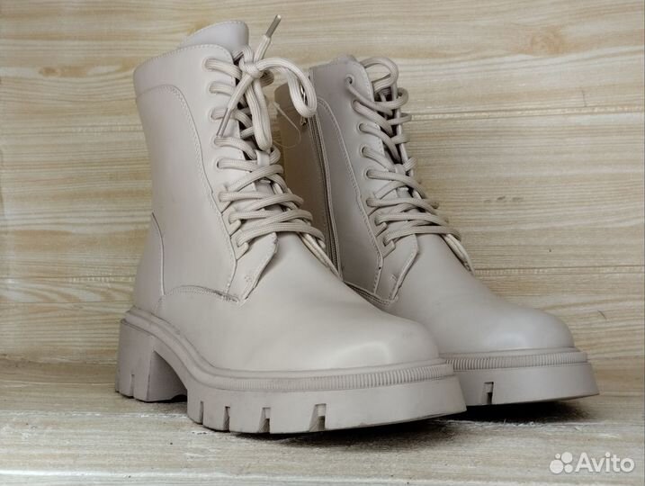 Размер 38. T.Taccardi, ботинки (демисезон)