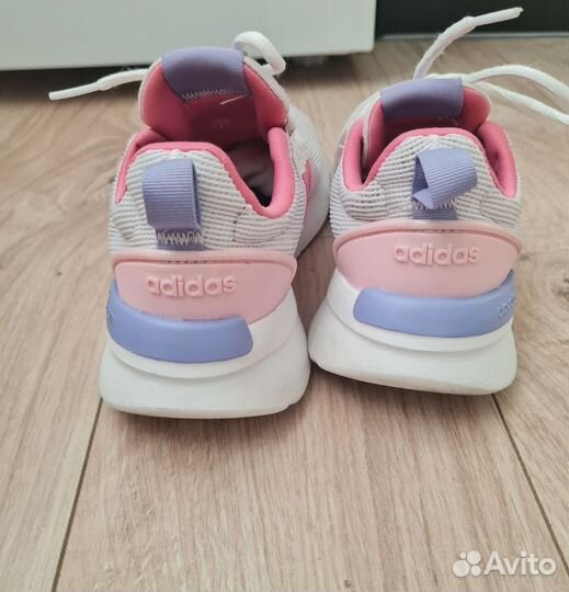 Adidas кроссовки